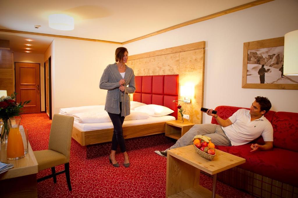 Hotel Roslehen Grossarl Room photo