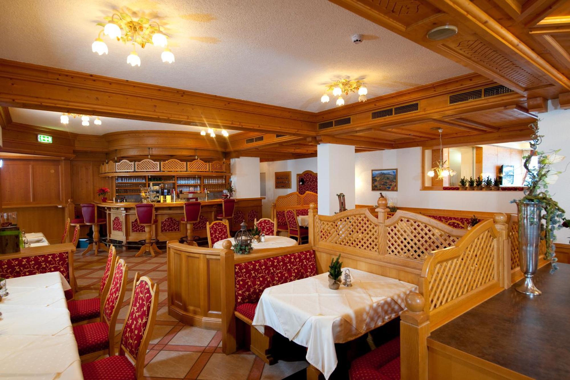 Hotel Roslehen Grossarl Exterior photo